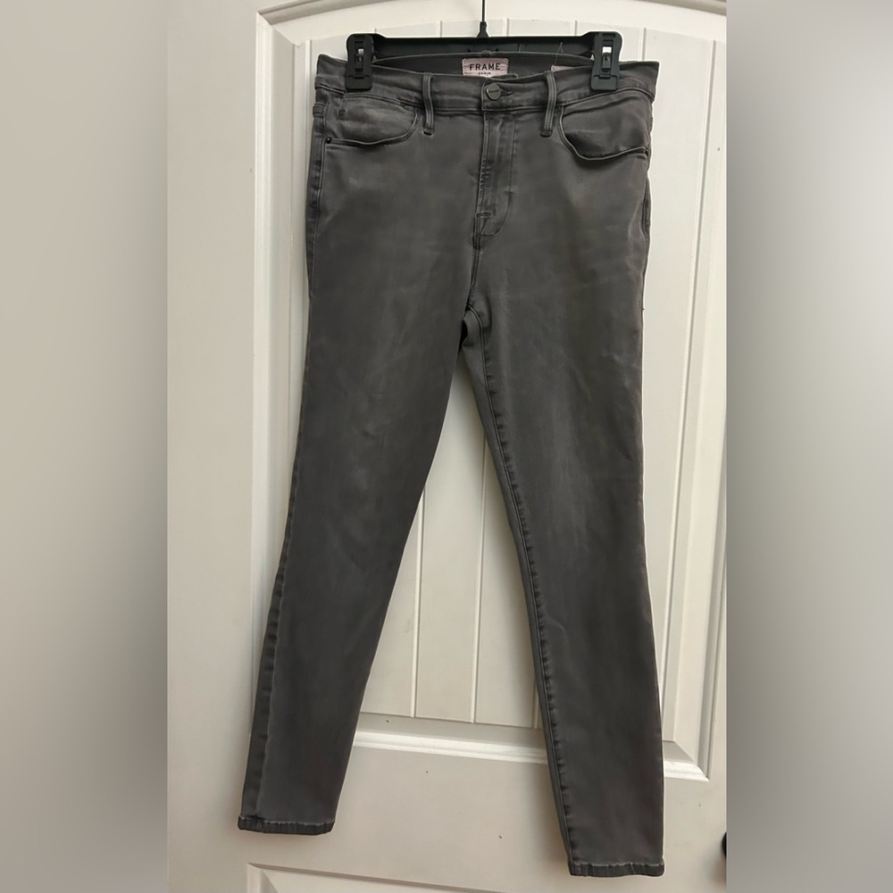 FRAME Le High Skinny Jeans in Gray Smithson‎ Wash Size 29